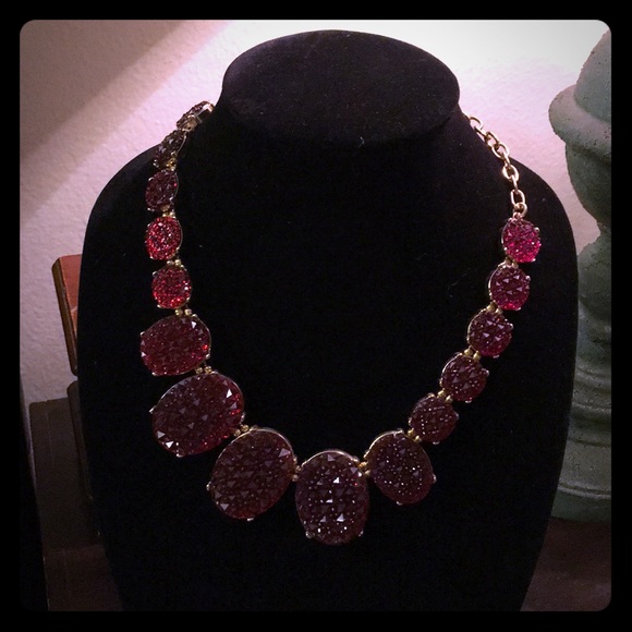 Aldo Jewelry - 💕Burgondy Stone Necklace